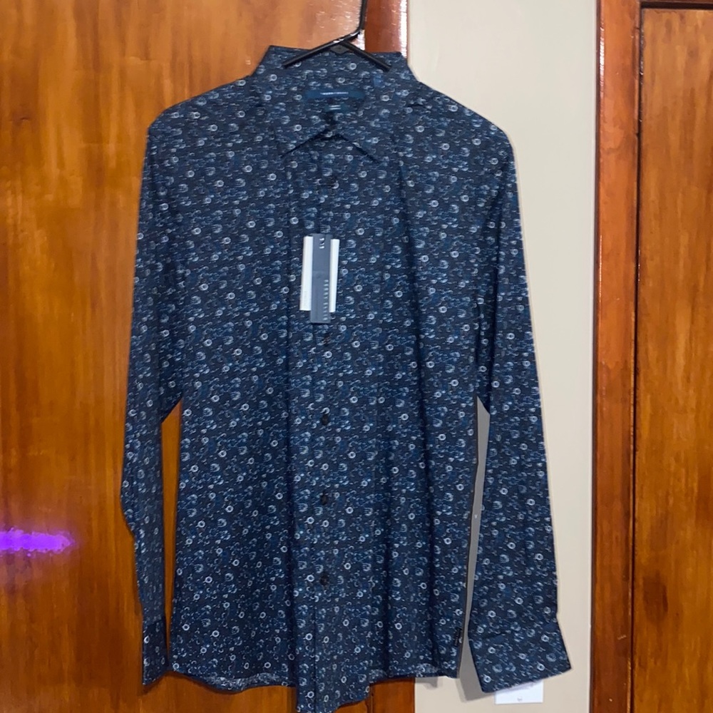 Perry Ellis Men’s Dress Shirt